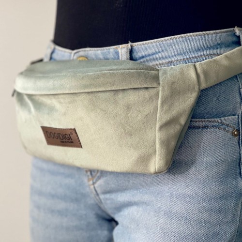 nerka-spacerowa-pastelowa-zielen (1).jpg